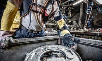 New Soft Exoskeleton Glove in Foundry Lends a Hand to Worker Wellbeing 